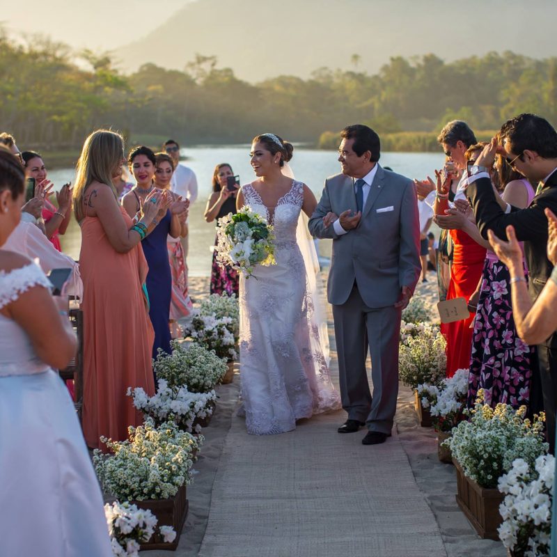 Casamento em Ubatuba Gabriela e Rodrigo